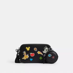 Disney X Coach Charter Slim Umhängetasche mit Aufkleber-Print