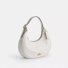 Emily-Schultertasche aus Signature Canvas