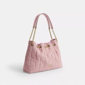 Evelyn-Schultertasche aus «Loved Denim» mit Steppung und Anhänger