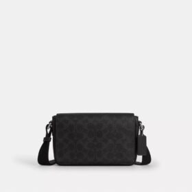 Jack Small Flap Umhängetasche aus Signature Canvas