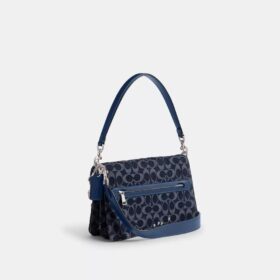 Ketten-Tabby-Schultertasche aus charakteristischem Denim