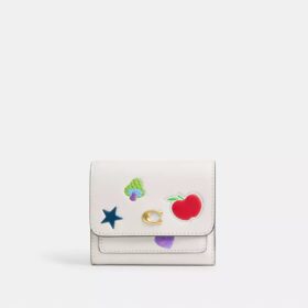 Mila – Kleine Geldbörse mit Klappe und Sticker-Print