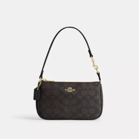 Nolita 19 aus Signature Canvas