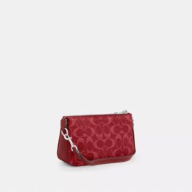 Nolita 19 aus Signature-Denim