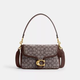 Soft Tabby-Schultertasche aus charakteristischem Jacquard